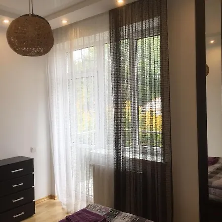 Затишні Апартаменти В Центрі Міста Ternopil Exterior photo